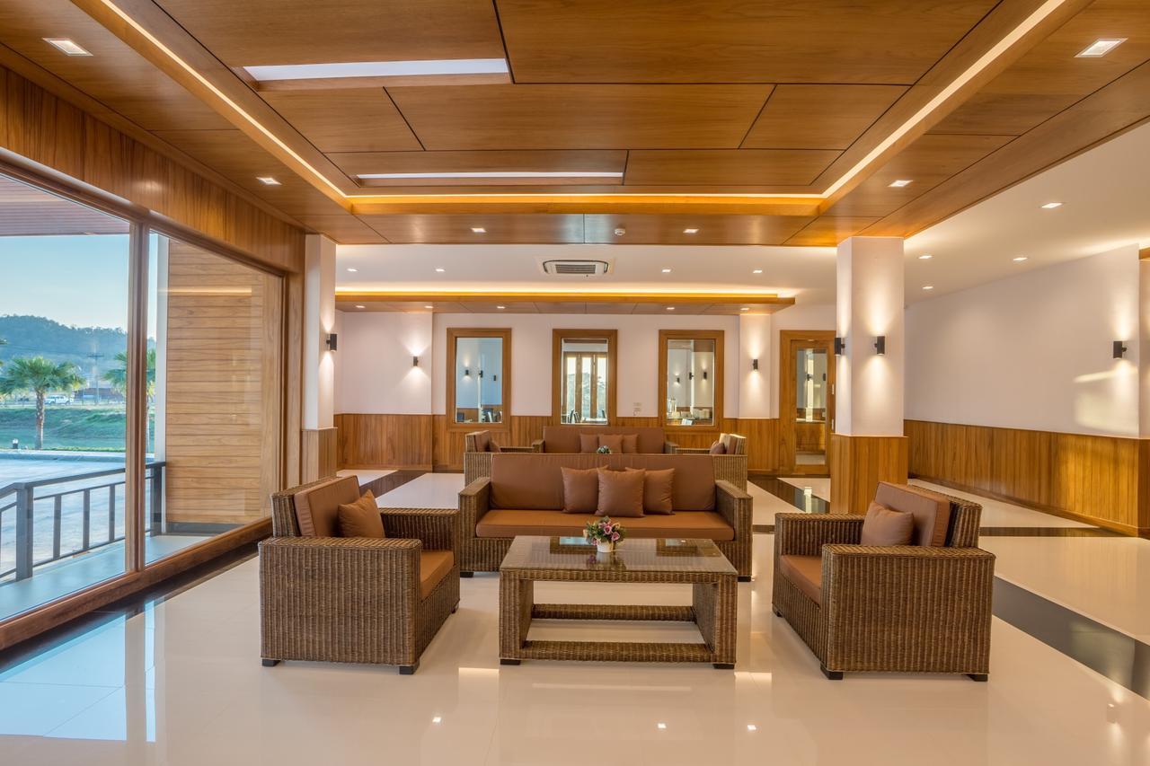 Sann View Hotel Thoeng Exterior photo